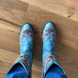 Authentic Old Gringo denim blue leather embroidered cowboy boots
